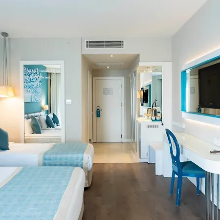 Seashell & Hotel