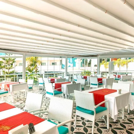 Seashell & Hotel